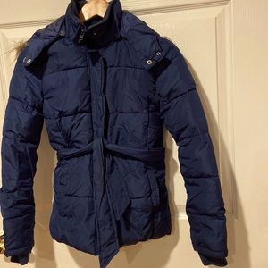 Aeropostale girls belted navy blue hooded puffer jacket
